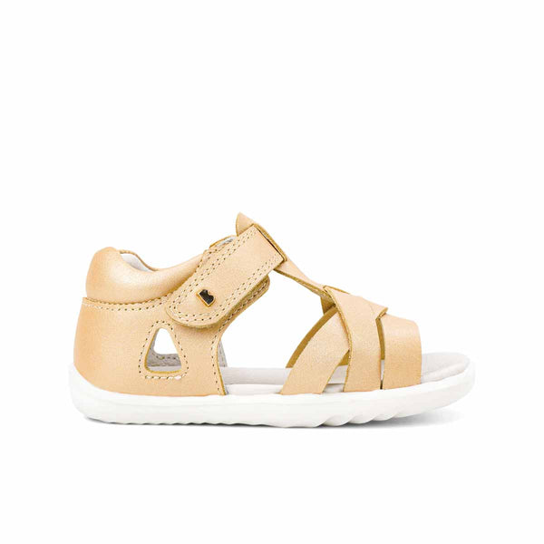 Step Up - Cove - Pale Gold