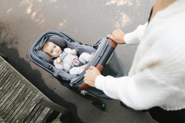 UPPAbaby Minu V3 - Jake (Charcoal)