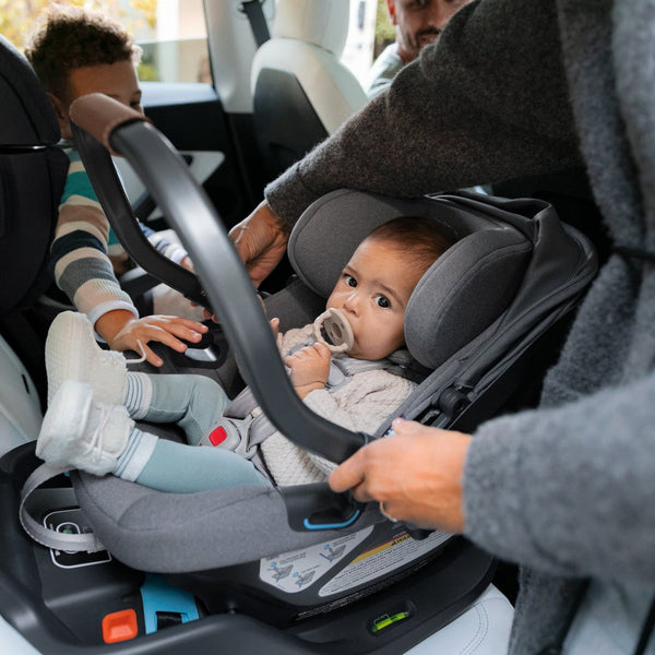 UPPAbaby Aria Lightweight Infant Car Seat - Greyson (Dark Grey - Saddle Leather)