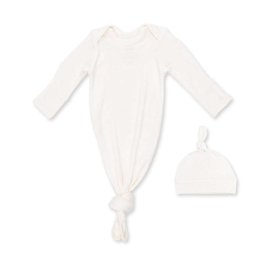 Knotted Gown and Hat - Snow White