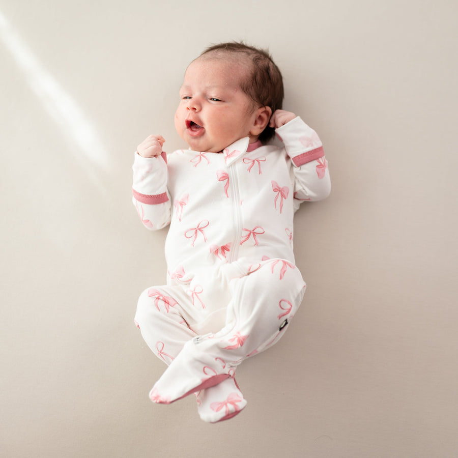 Bamboo Zippered Footie - Bow