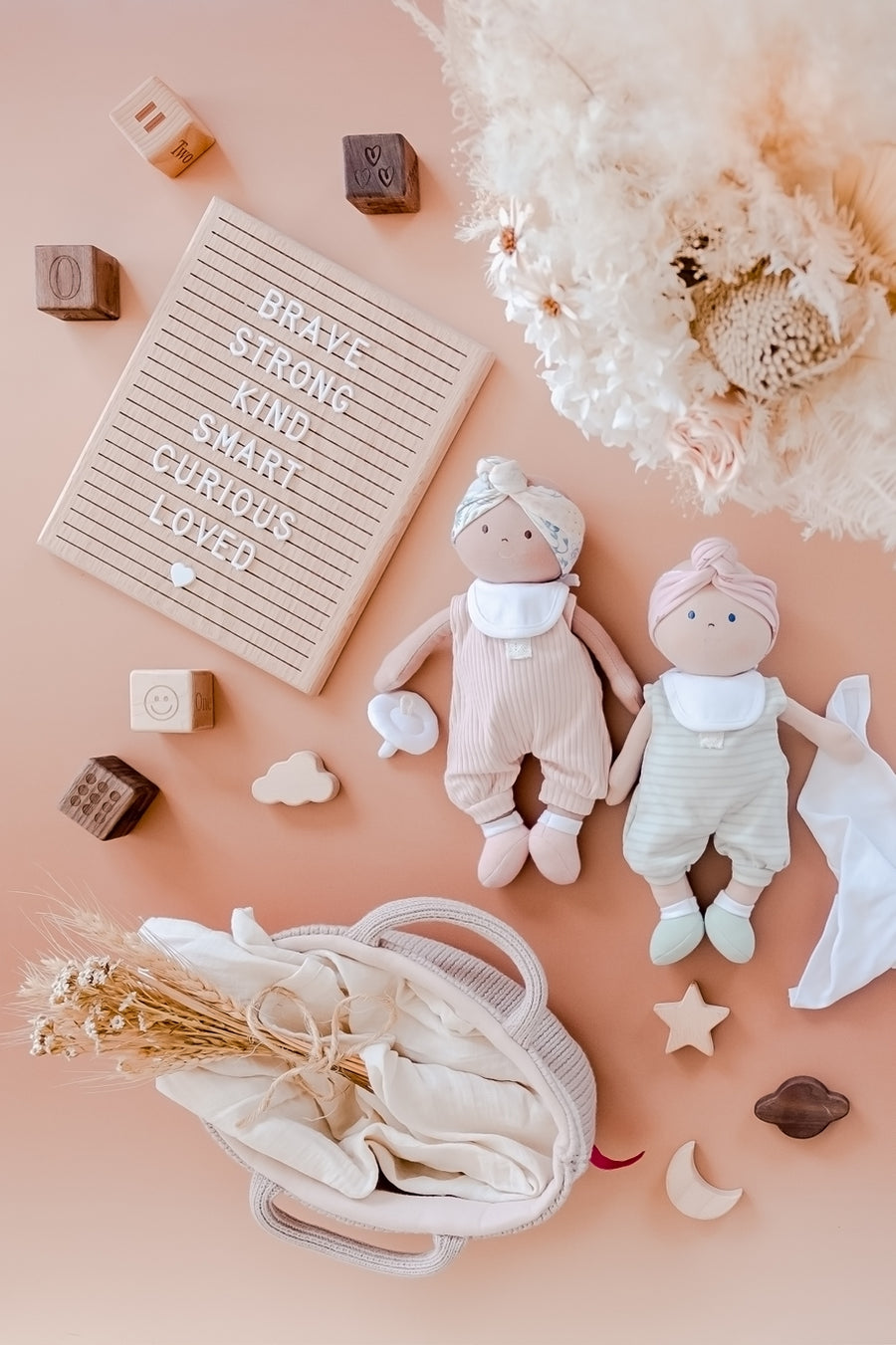 Organic Knit Carry Cot with Doll - Remi