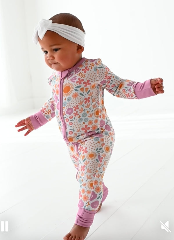Bamboo Convertible Sleeper - Spring Floral Daisy