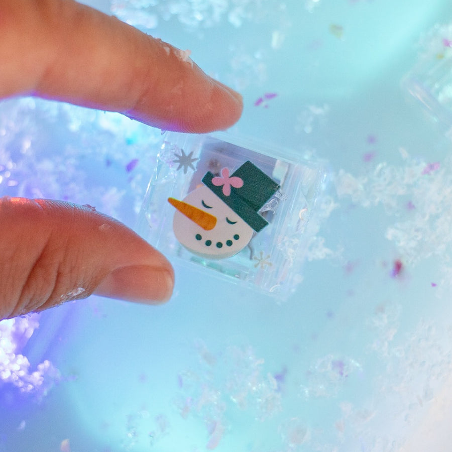 Winter Light Up Cubes 6 Pack