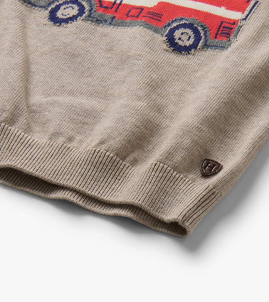 V-Neck Sweater - Firetruck