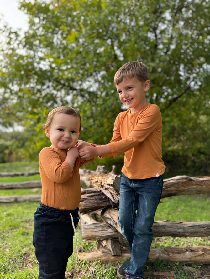 AYNOR Rib Onesie - Burnt Orange