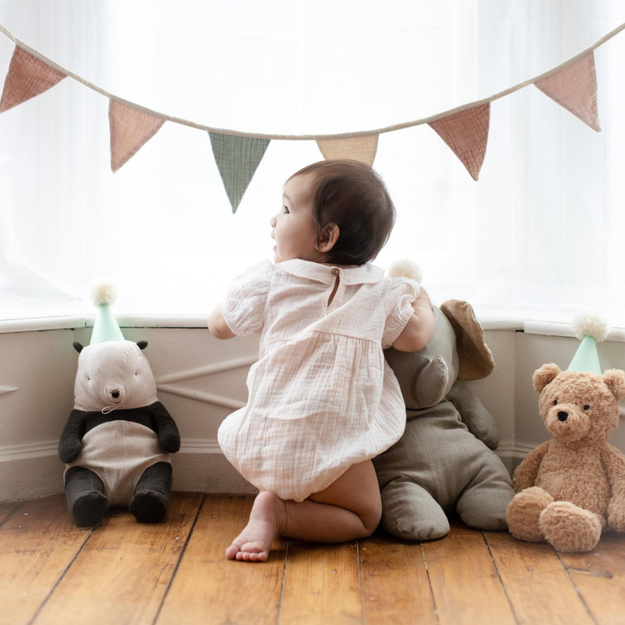 Muslin Collared Organic Baby Girl Romper - Airy Pink