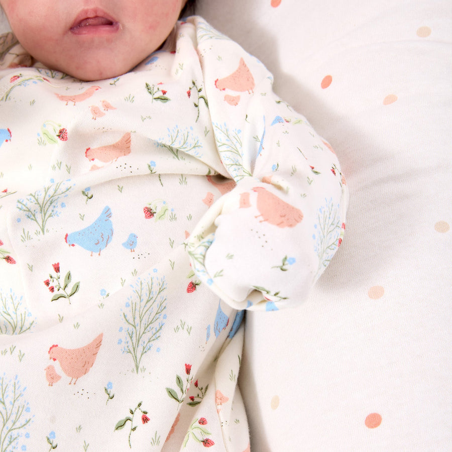 Organic Cotton Magnetic Gown & Hat - Chicken Tender