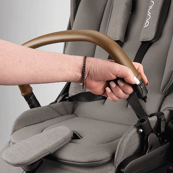 Nuna SWIV Stroller with Magnetic Buckle - Granite (Dark Grey)