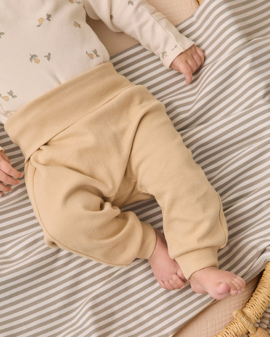 Side Snap Bodysuit and Pant Set - Pears