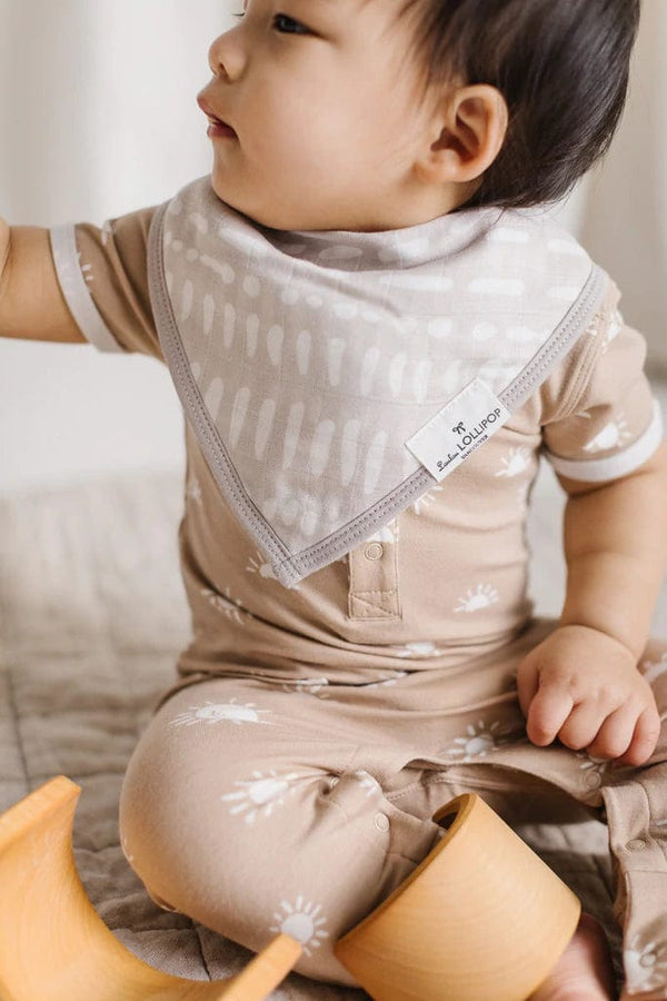 Luxe Muslin Bandana Bib Set - Grey Mudcloth