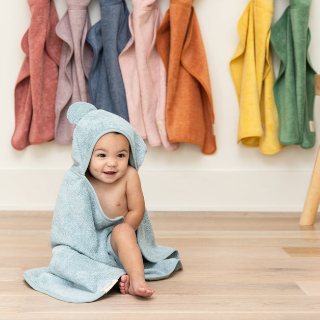 Hooded Towel + Wash Mitt Set - Fog