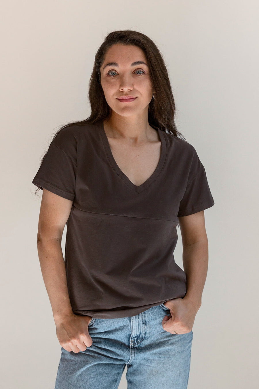 V Neck Full Zip Breastfeeding Tee - Gray