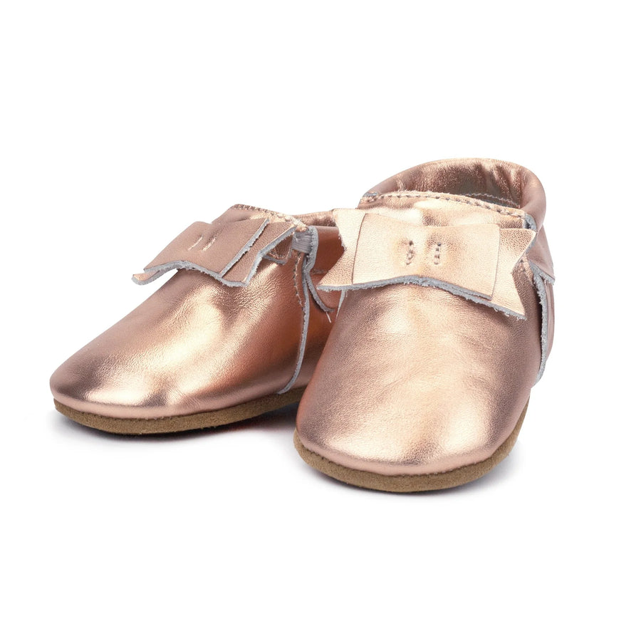 Leather Bow Moccasins - Metallic Rose Gold