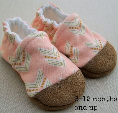 Organic Cotton Knit Slippers - Coral Chevron