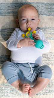 Gumlii - Sensory Teether + Rattle