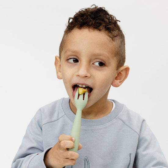 ezpz Happy Utensil Set - Various Colors
